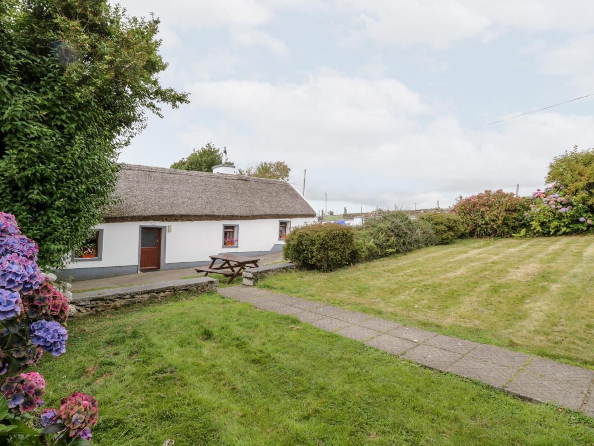 The Thatched Cottage Liscarney Bagian luar foto