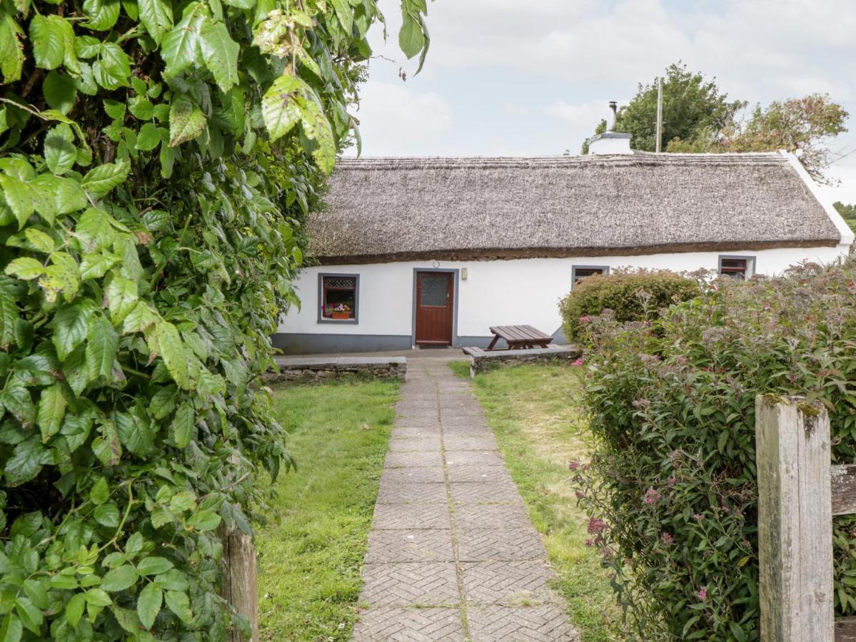The Thatched Cottage Liscarney Bagian luar foto